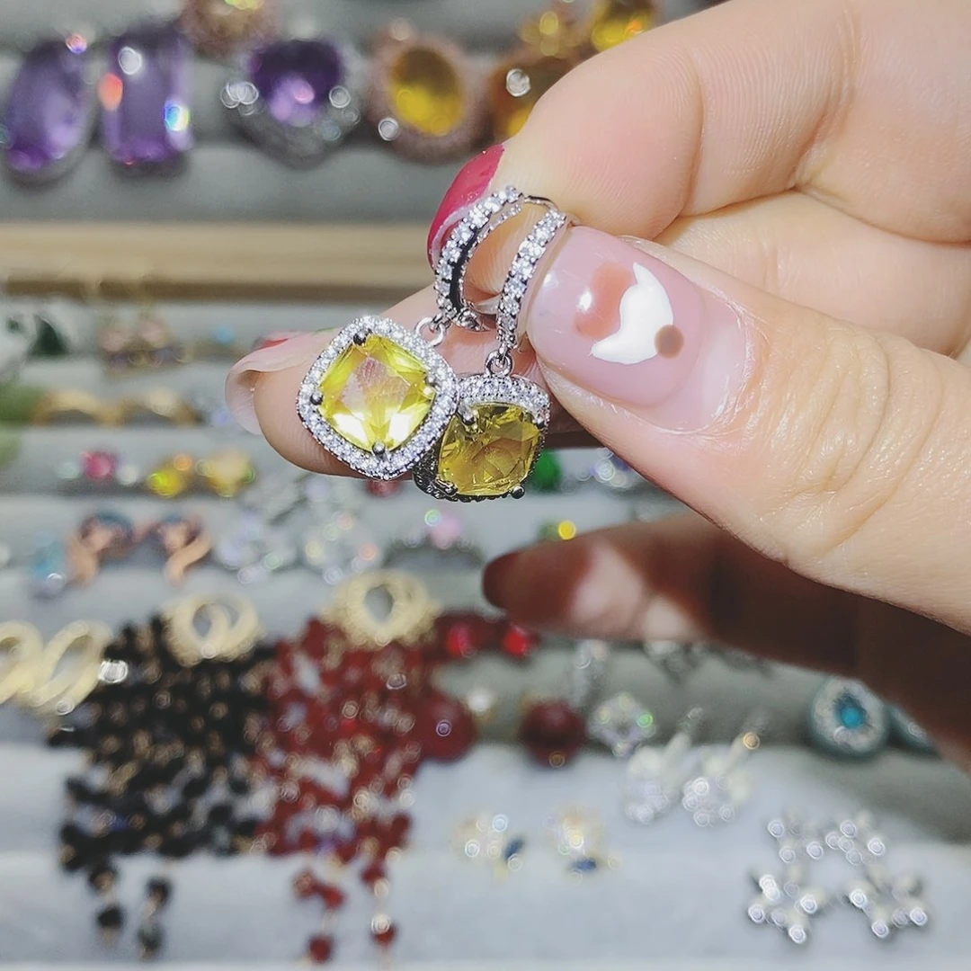 【闪购商品】托帕石耳饰银S925镶嵌