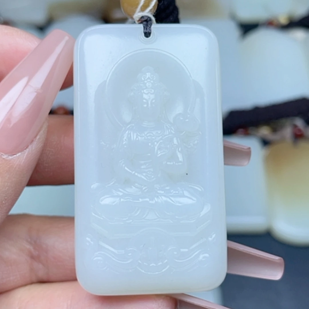 【闪购商品】颈饰未镶嵌和田玉