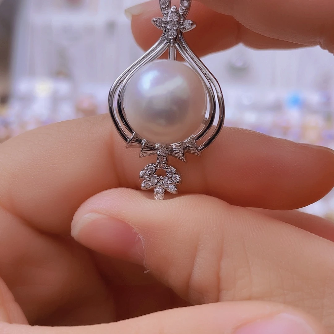 淡水珍珠未镶嵌吊坠(赠链)