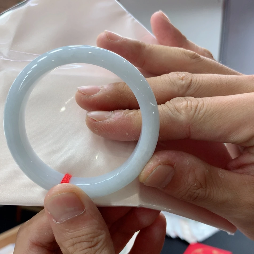 未镶嵌手镯翡翠买断