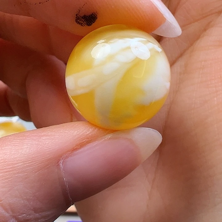 未镶嵌蜜蜡珠宝奇石