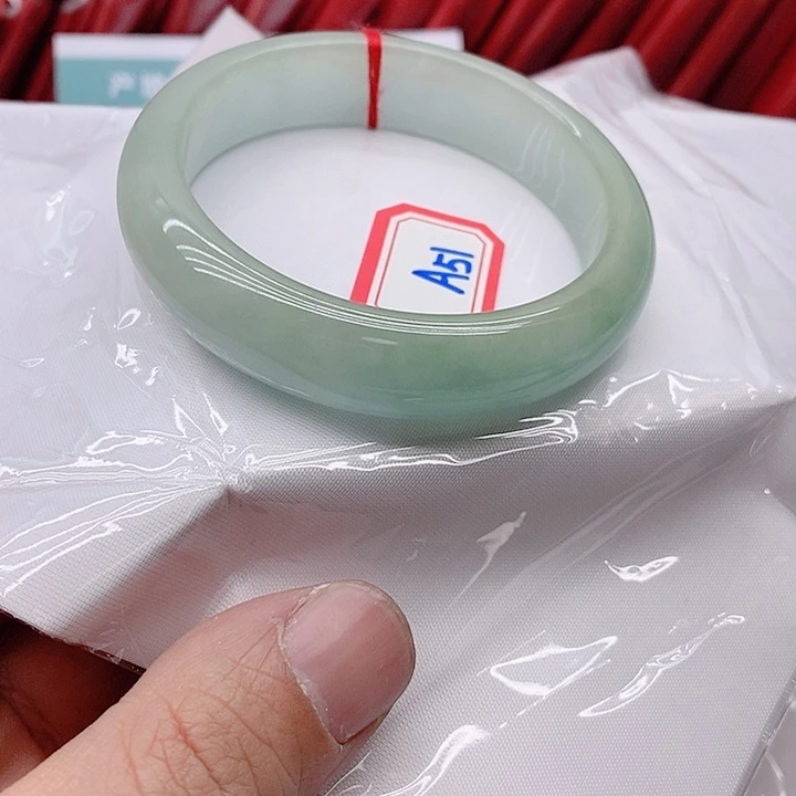翡翠手镯未镶嵌A5111111111
