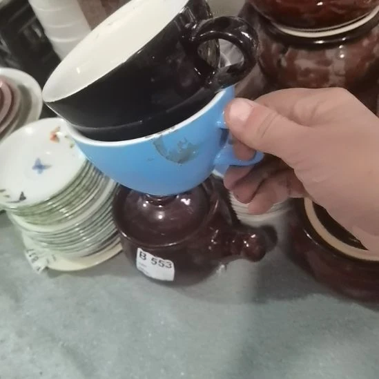 大***萃瓷器微瑕不退不换2个