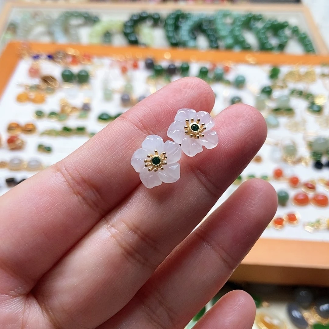 和田玉银S925镶嵌耳饰