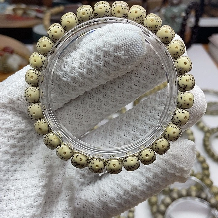 星月菩提手串星月菩提手串