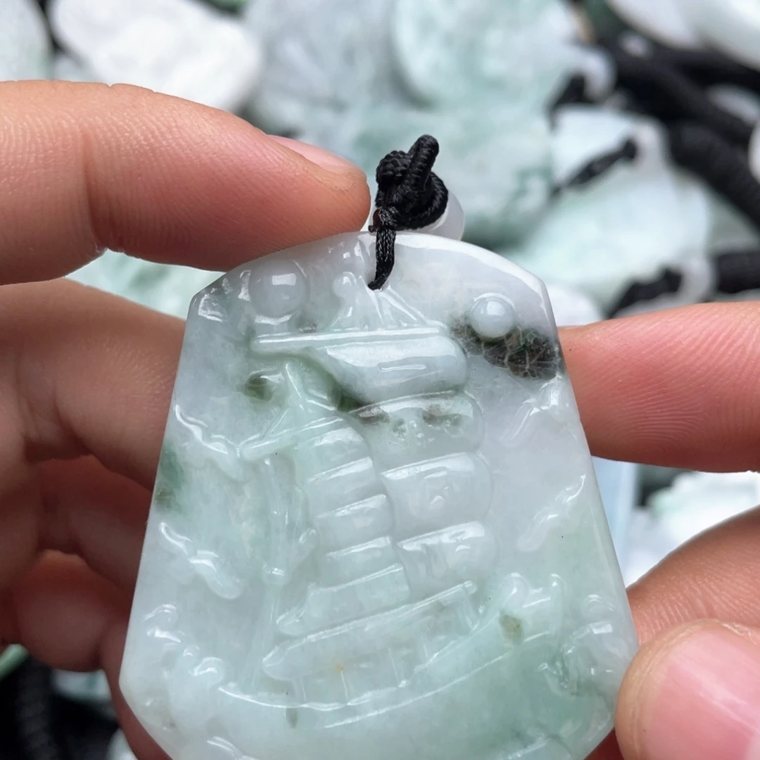 翡翠未镶嵌吊坠(不含链)