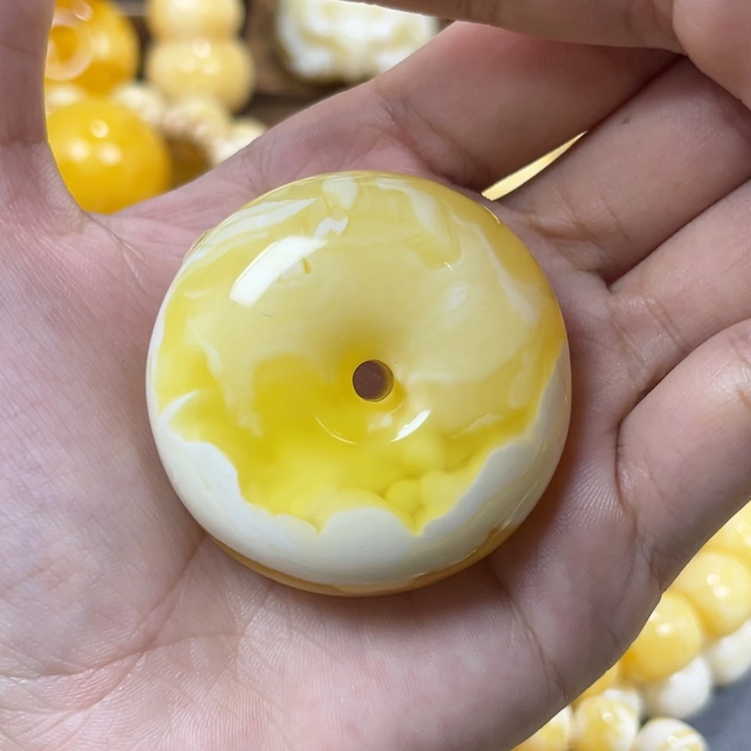 琥珀未镶嵌手串平安扣