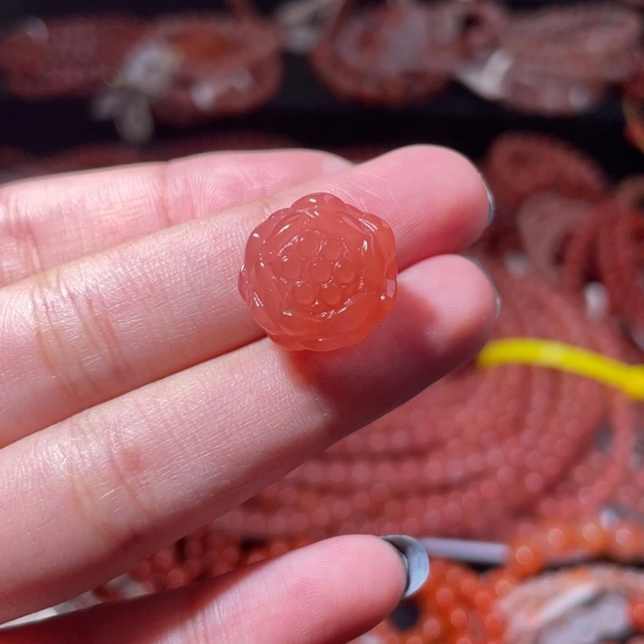 南红玛瑙未镶嵌莲花560
