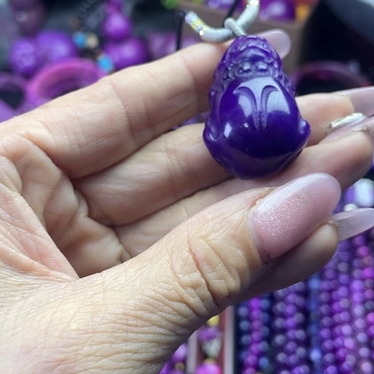 非金属南非老料果冻貔貅吊坠J1