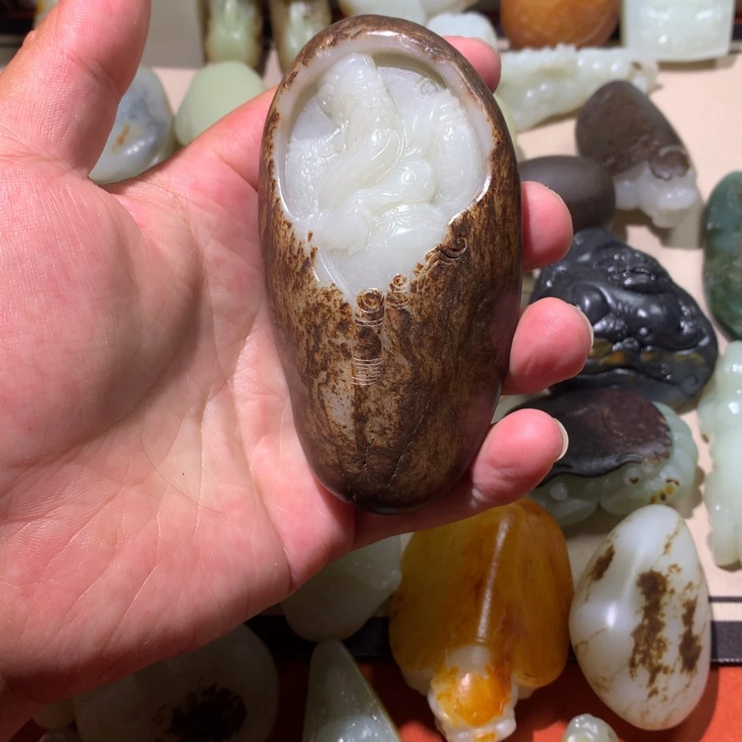 和田玉（糖玉）未镶嵌挂件