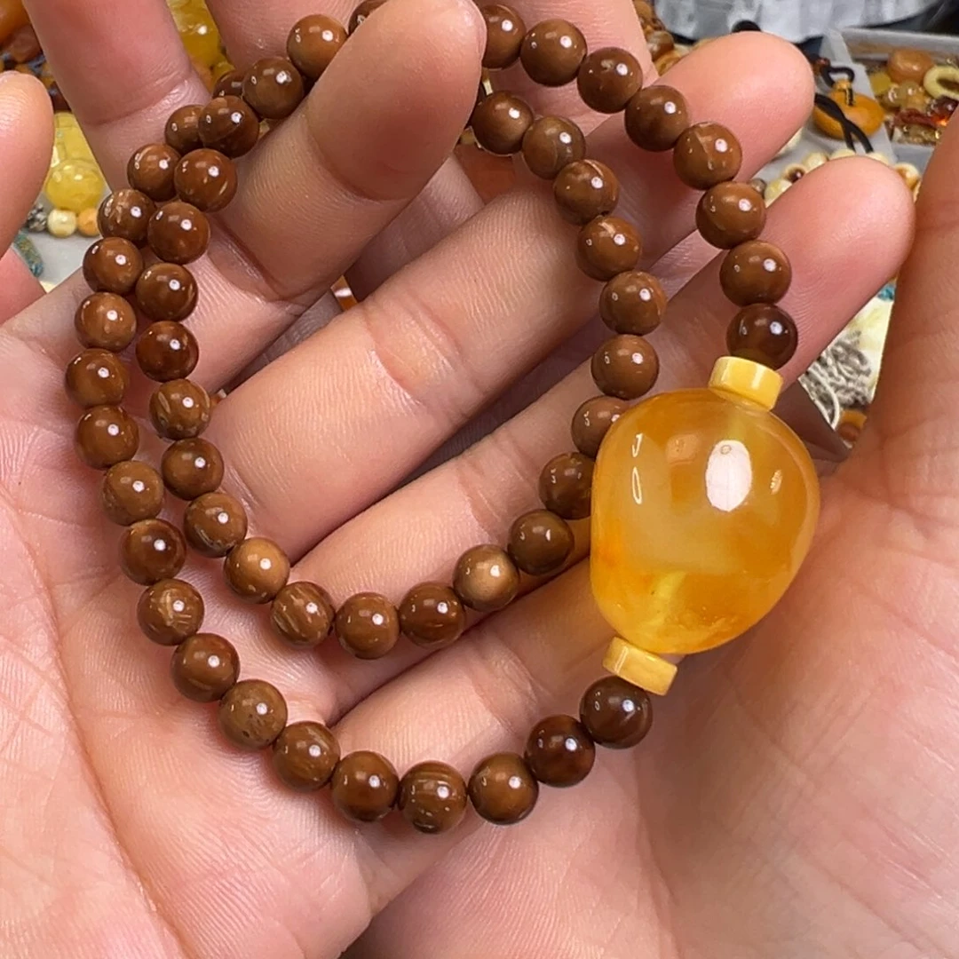 未镶嵌蜜蜡裸石蜜蜡