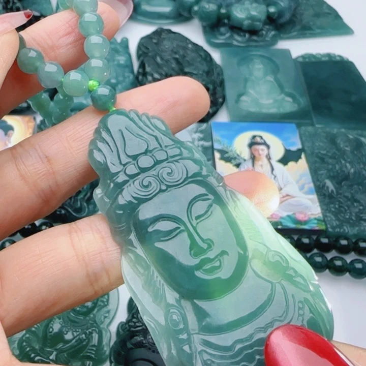 翡翠未镶嵌颈饰多样性发货天然A货翡翠