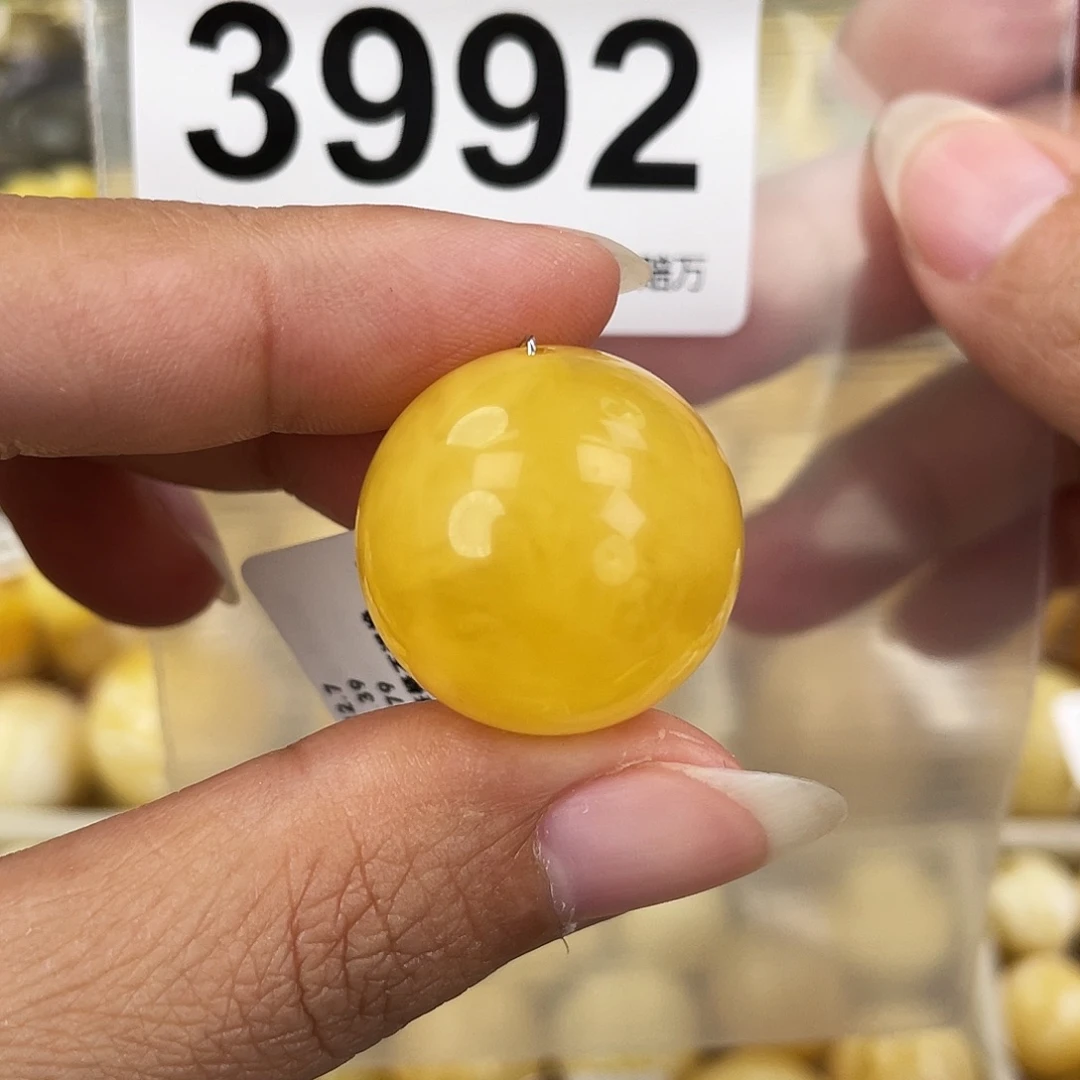 蜜蜡未镶嵌裸石22.7