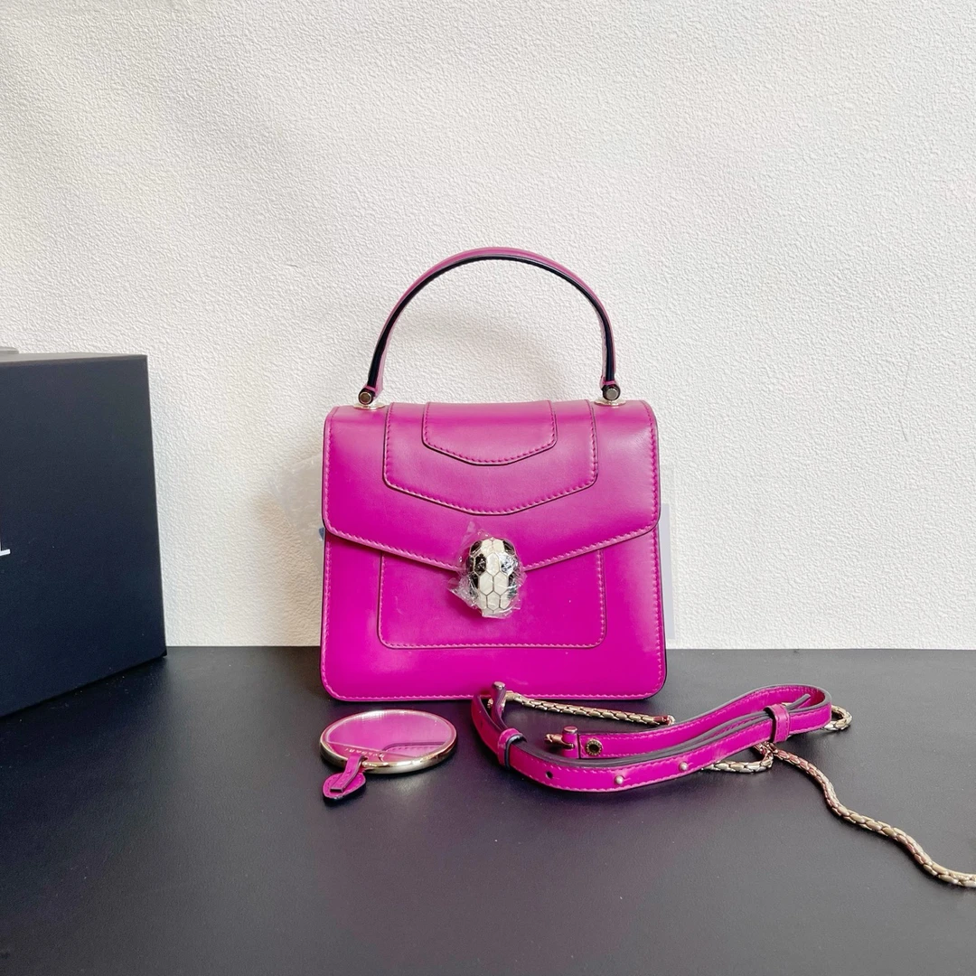 95新 BVLGARI/宝格丽 98新 奢总管/手提 风琴包