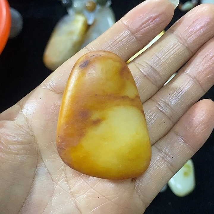 和田玉（糖玉）未镶嵌挂件