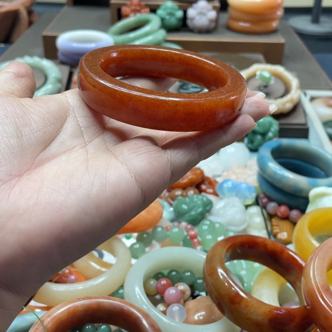 石英质玉手镯合金方***洞