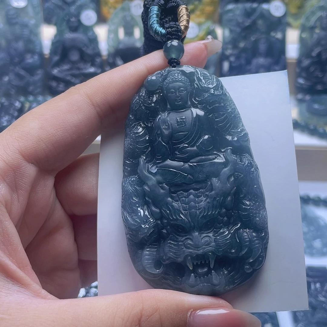 呵***哒翡翠未镶嵌颈饰翡翠未镶嵌