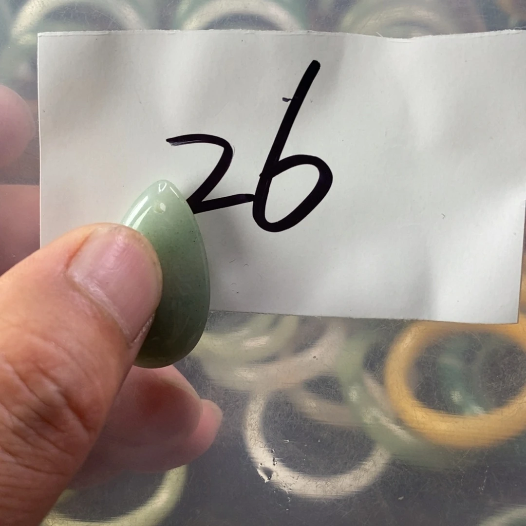 静***醇石英岩玉手镯未镶嵌