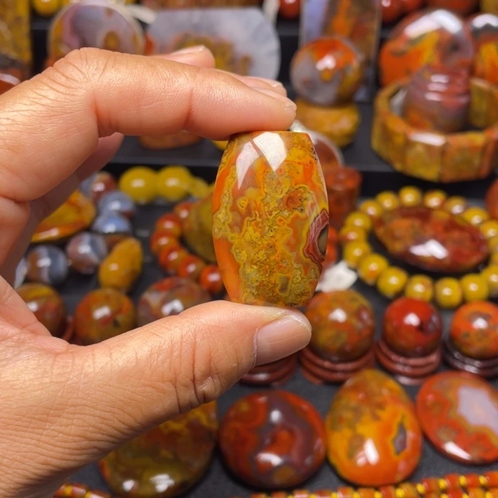 未镶嵌勒子玛瑙/玉髓