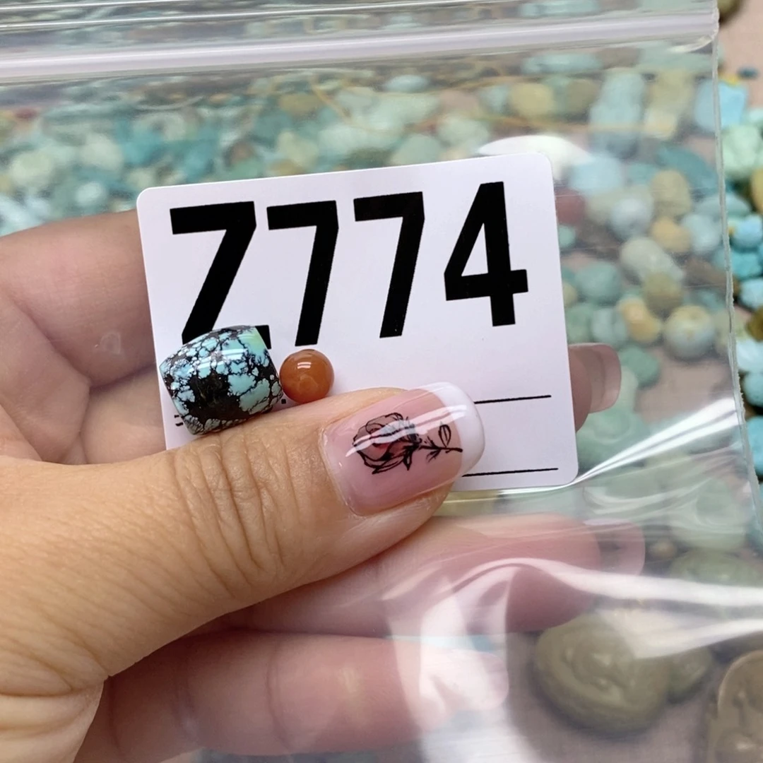 南红玛瑙配饰未镶嵌肖