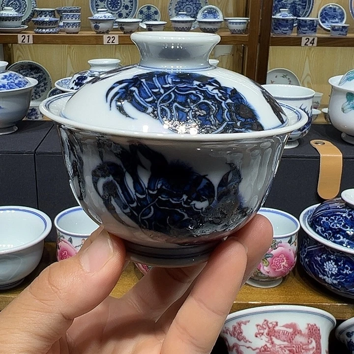 无***语手工青花仿明有钳盖碗