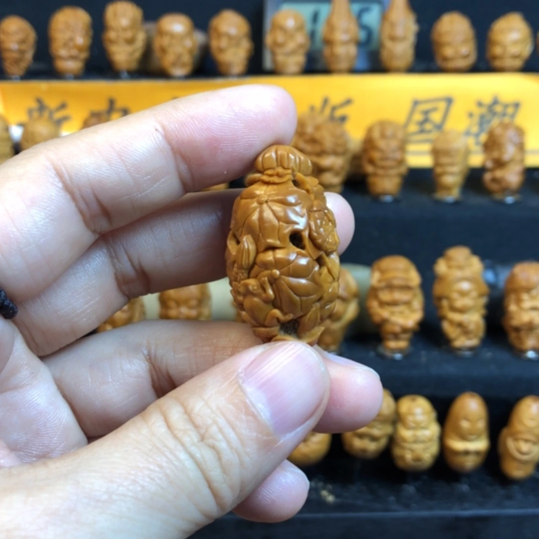 【闪购商品】橄榄核手串/手链守****荷塘月色