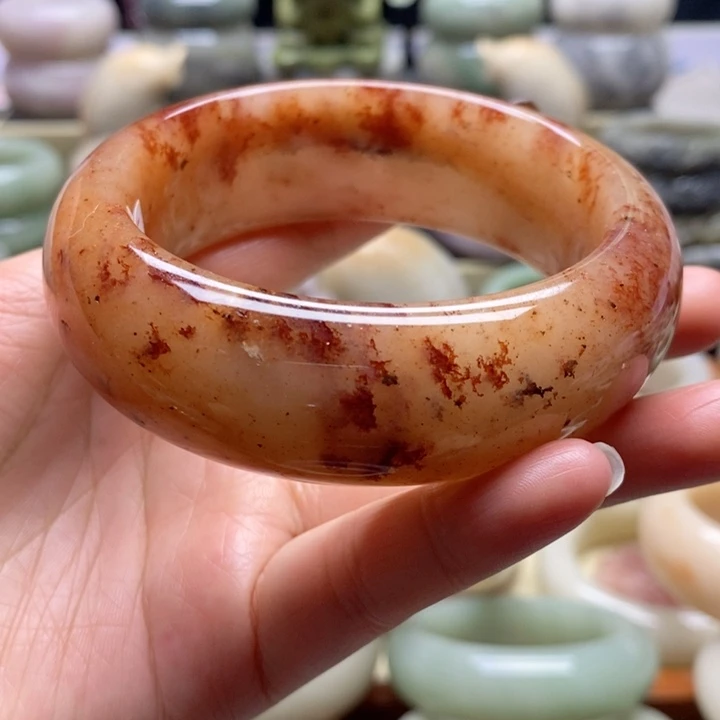 石英岩玉手镯未镶嵌