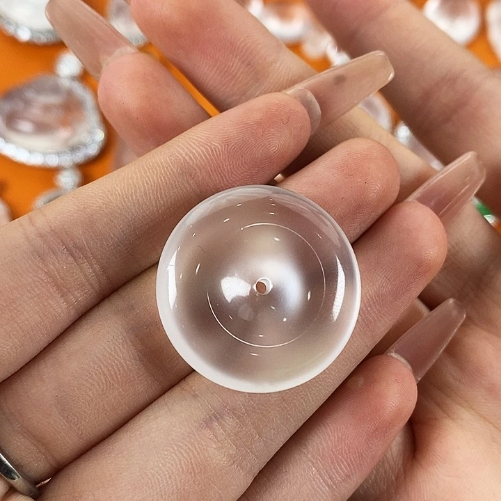 水*** 石英质玉未镶嵌颈饰