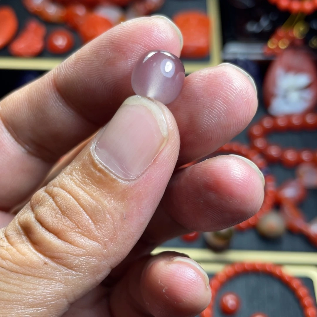 但***久南红玛瑙配饰未镶嵌