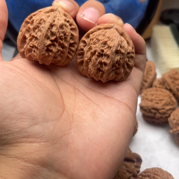 *****吊坠文玩核桃三角白