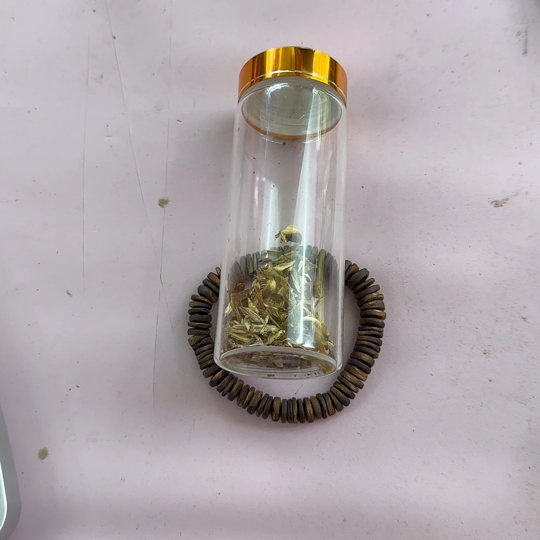 沉香碎屑沉香白奇厚片珠10 ➕