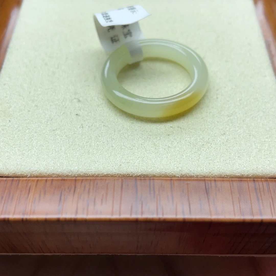 和田玉戒指未镶嵌隐****巾一口糖戒圈20号