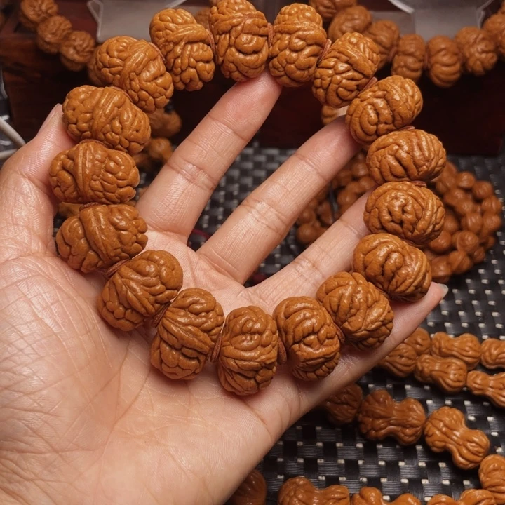 手串桃核龙纹桃核