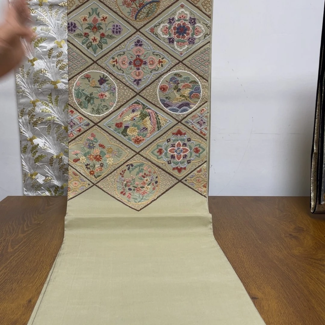 织绣织锦技艺高超的