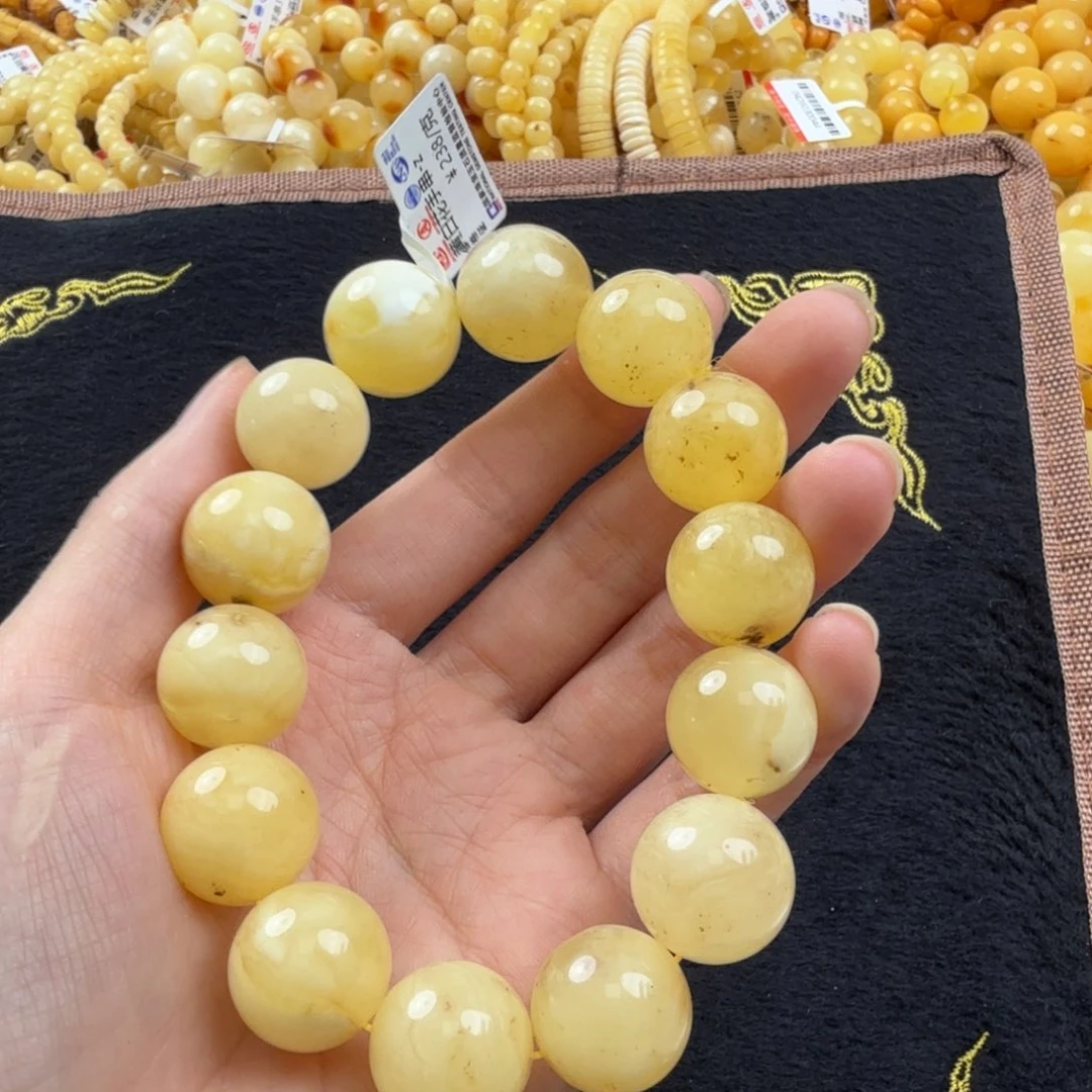 未镶嵌琥珀珠宝奇石