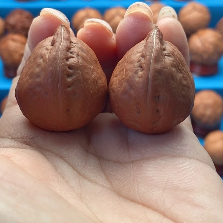 把件文玩核桃鹅卵石