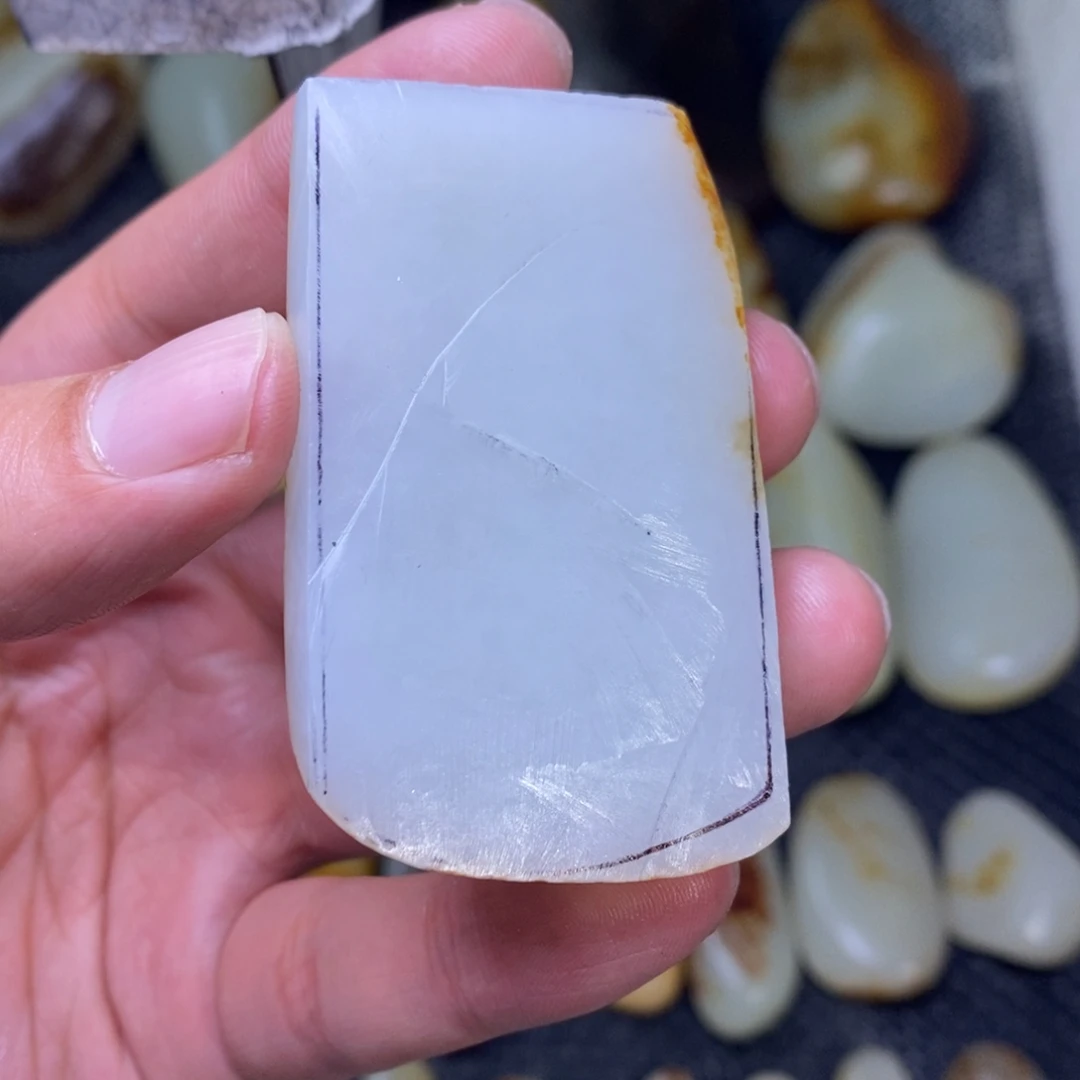 一***埃定制和田玉未镶嵌挂件