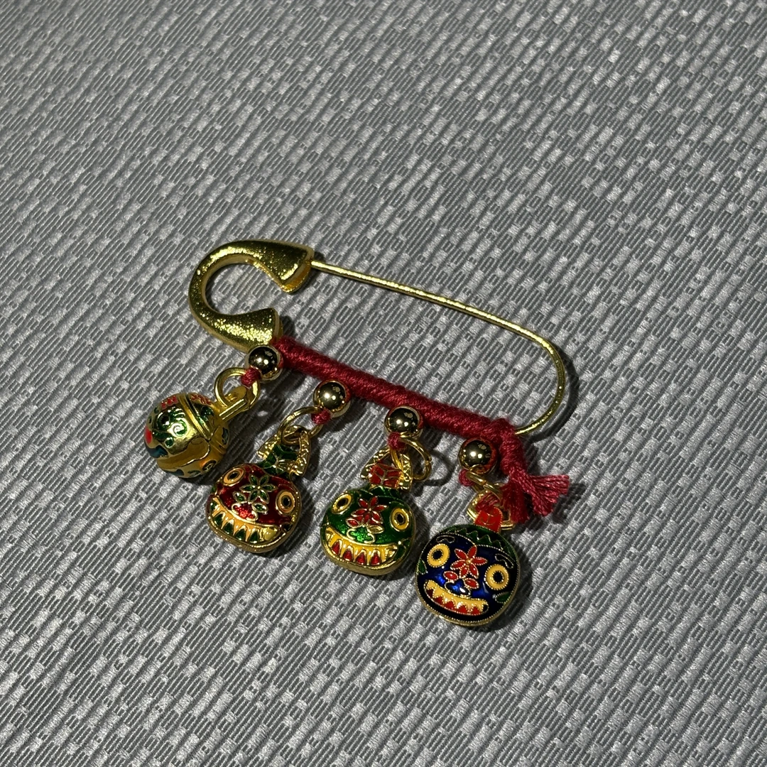 非金属珐琅吊坠 扶摇臻选|吞金S别针4991