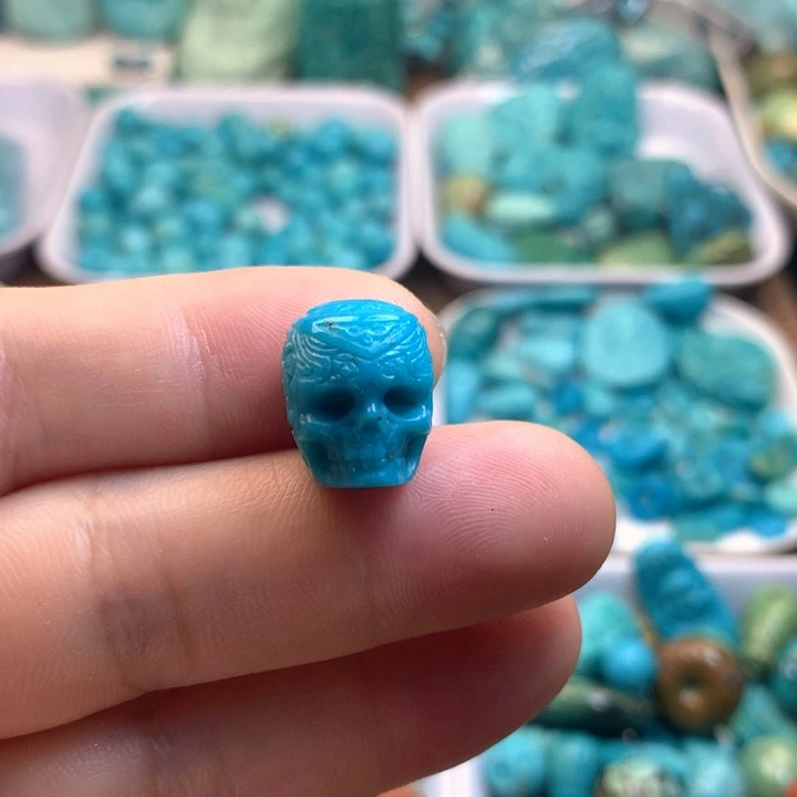 绿松石未镶嵌颈饰