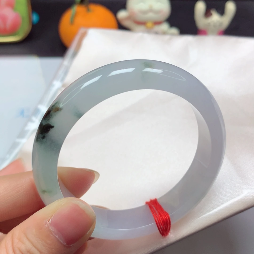 翡翠未镶嵌手镯冰胶水墨画