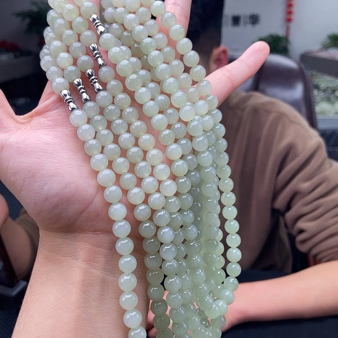 和田玉颜色多样性发拍一发一未镶嵌