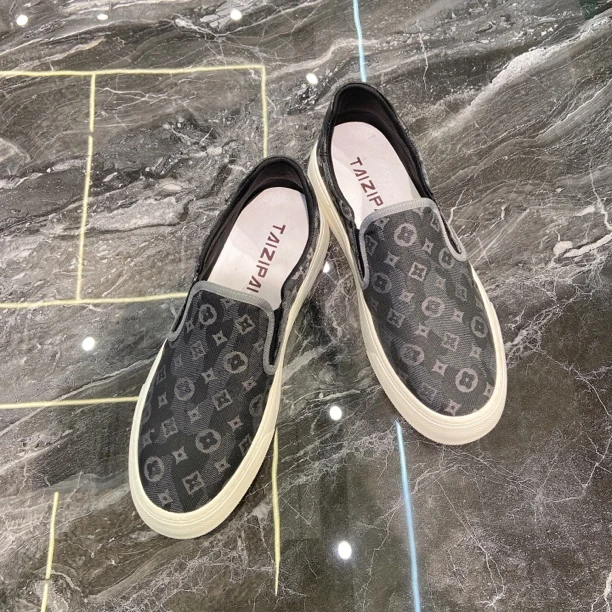 欧洲站2025新款男鞋夏季透气帆布鞋一脚蹬休闲鞋时尚板鞋2576-9