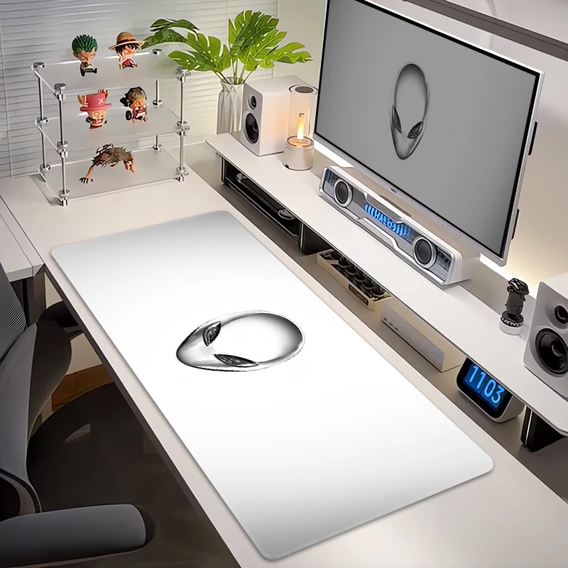 个性外星人电竞鼠标垫超大号男生电脑垫宿舍键盘垫子男生布定制厚