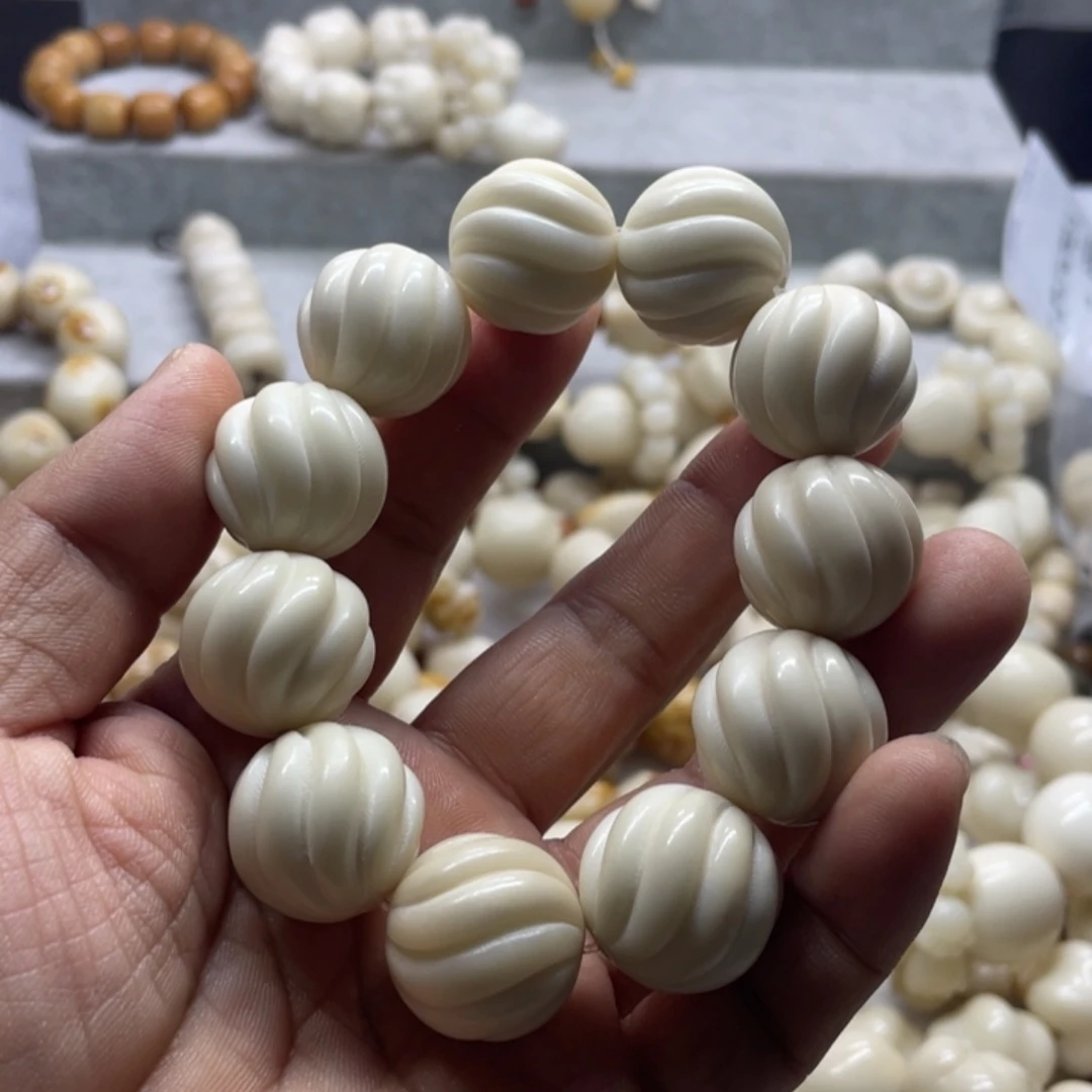 夏***晴菩提根/象牙果吊坠全品象牙果妞妞珠十二个k21