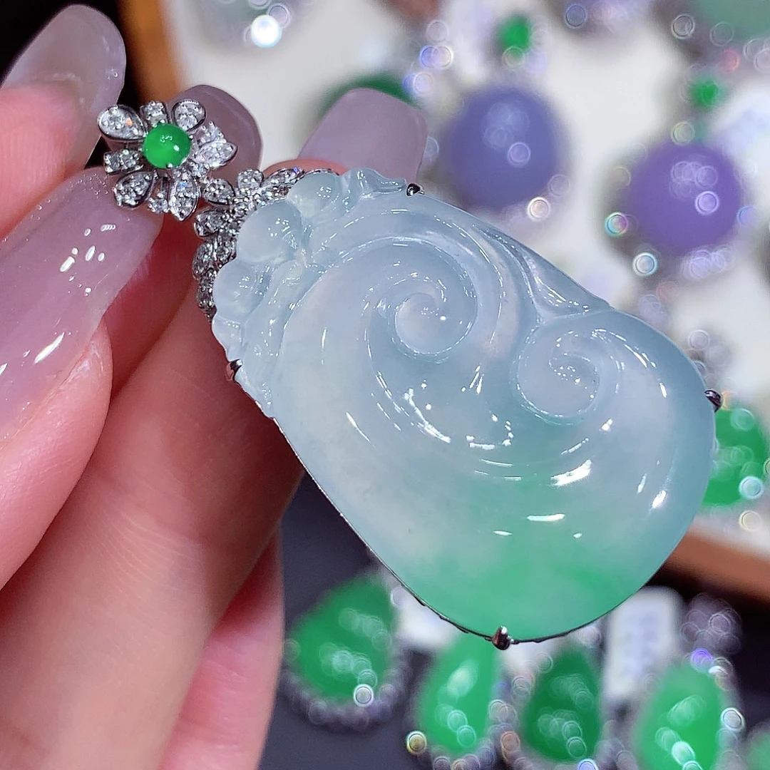 翡翠18K金镶嵌吊坠(不含链)