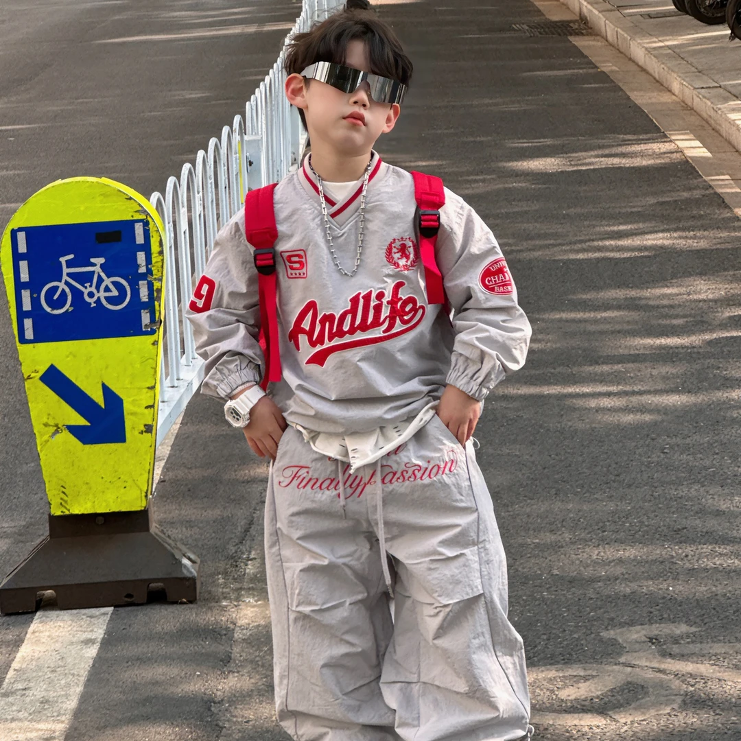 2025春季新款韩版男童美式复古字母工装风套装儿童两件套潮
