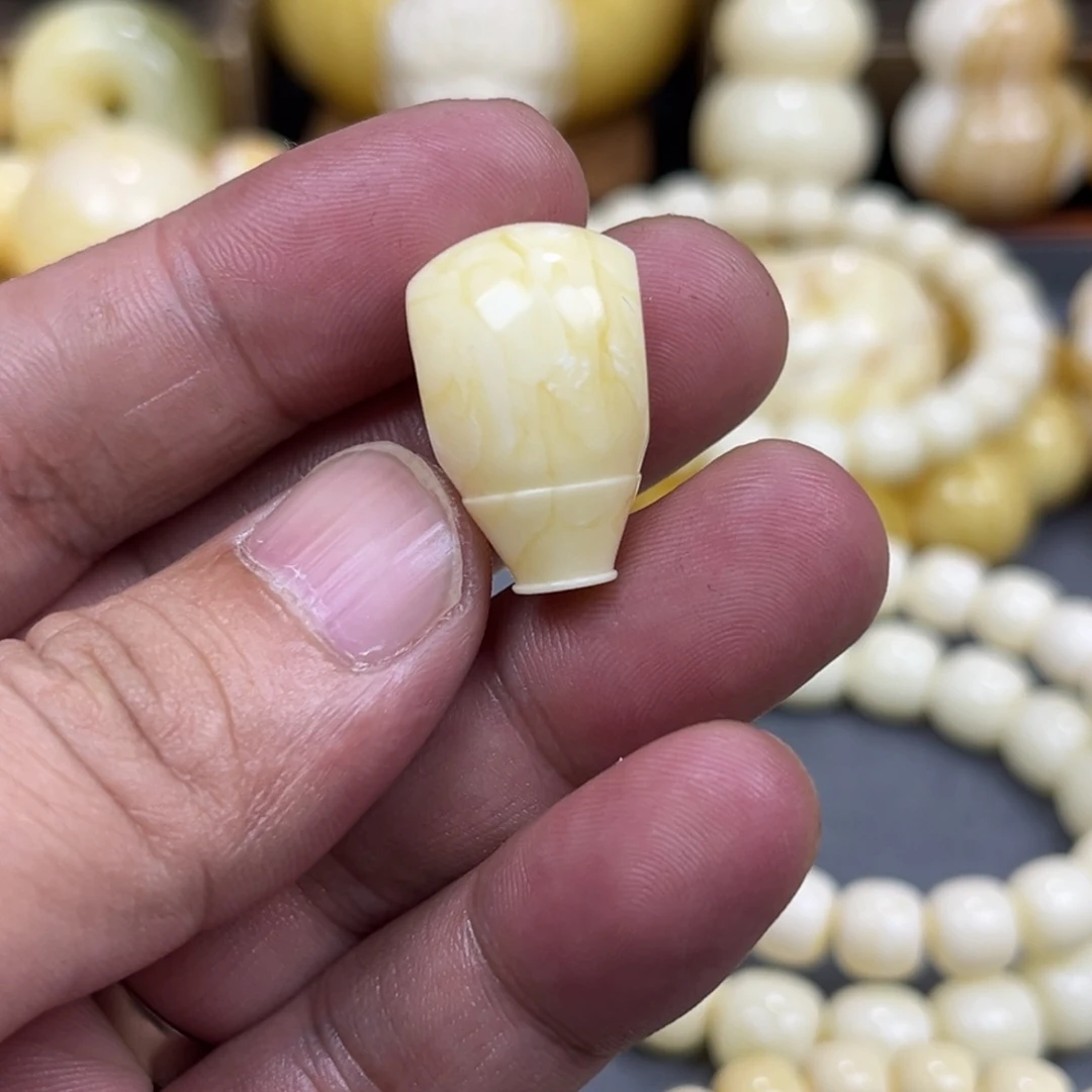 琥珀未镶嵌手串焦皮奶橘白三通14mm