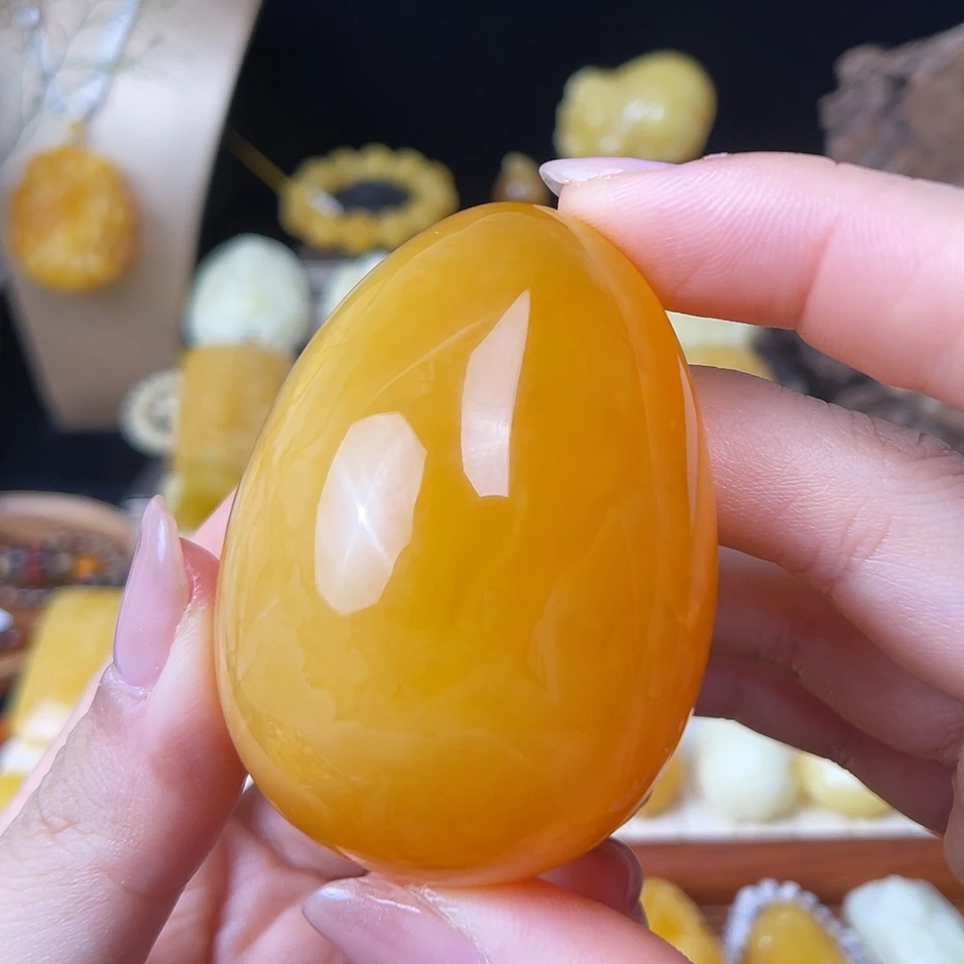 琥珀未镶嵌珠宝奇石