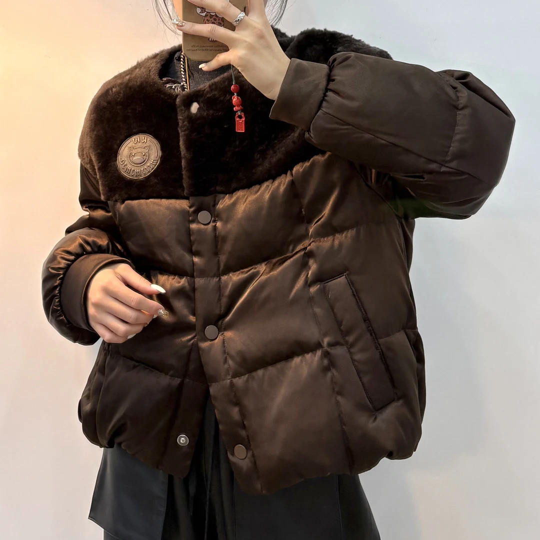 圆领皮毛一体拼接羽绒服短款宽松休闲
