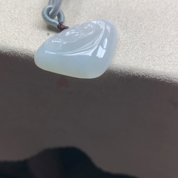 翡翠颈饰未镶嵌吊坠